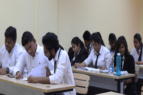 best B PHARMA course indore